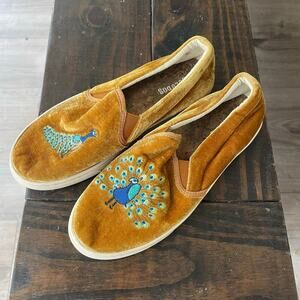Soludos Velvet Women's Size 7 Gold Loafer Sneaker Peacock Embroidered Slip On